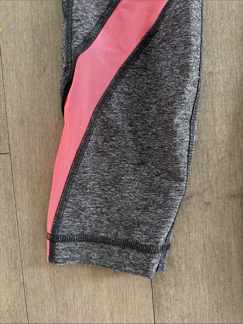 lululemon athletica Charcoal Gray Leggings with Coral Panels - Picture 6 of 11